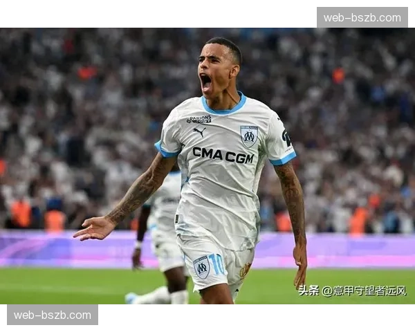 全场战报:马赛2-2里昂,最后时刻点球扳平 全场战报:马赛2-2里昂,最后时刻点球扳平