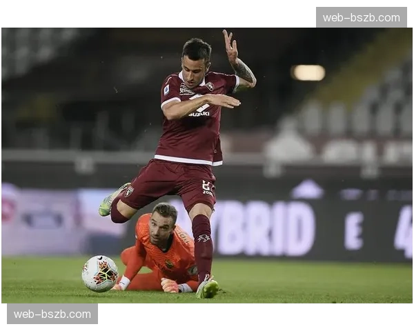 通讯：都灵俱乐部启动“足球进校园”计划，覆盖市内50所中小学