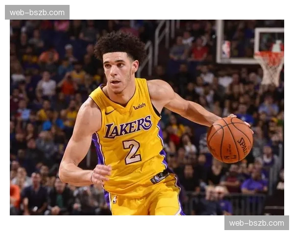 热刺前锋索兰克可能遭遇二级腿筋拉伤，预计缺席3-8周或赛季报销